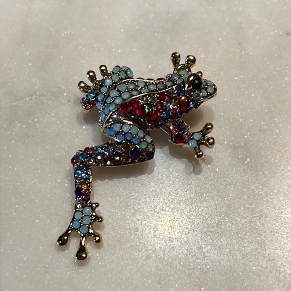 3/$20 Adorable Sparkly Frog Pin Brooch Gold-tone - Picture 3 of 9
